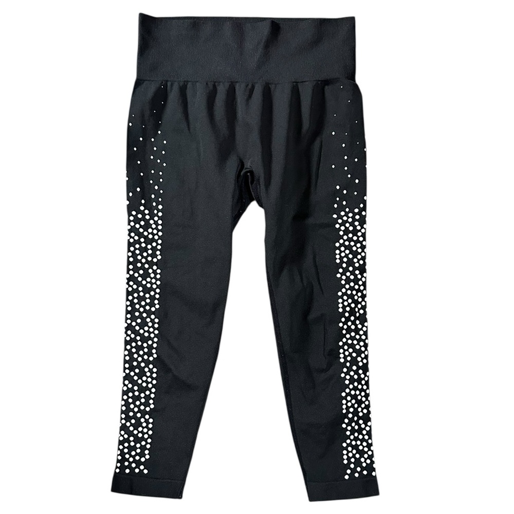 FABLETICS black & white high waisted crop leggings size Small